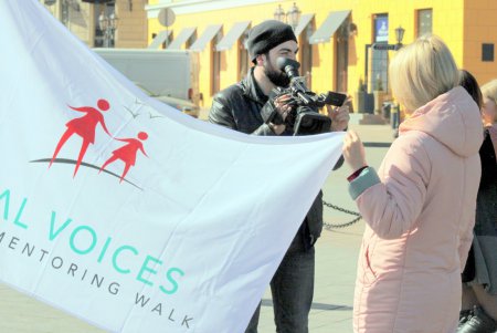 Одесситки прошли маршем по центральным улицам города (фоторепортаж)