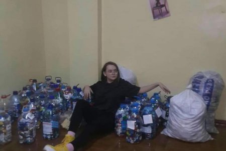 Одесские школьники собирают пластиковые крышки для Ботанического сада