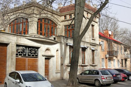 Как сегодня выглядит улица Веры Инбер (фоторепортаж)