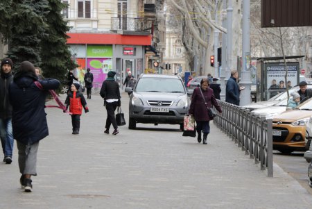 Одесские патрульные штрафовали родителей школьников за неправильную парковку (фото)
