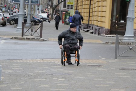 Одесские патрульные штрафовали родителей школьников за неправильную парковку (фото)