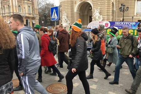 В Одессе состоялся парад ко Дню святого Патрика (фото, видео)