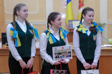 «Золото» и «серебро» привезли одесские педагоги с международной выставки (фото)