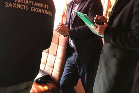 Под Одессой чиновник пытался дать взятку полицейскому