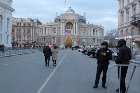 В Оперном встречали Жванецкого (фоторепортаж)