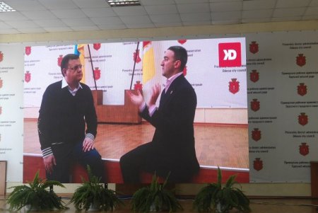 В Приморском районе для детей открывают учебные заведения, дарят праздники и увлекательные квесты (фото)