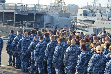 В Одесском порту помолились за освобождение украинских военнопленных (фото)