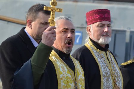 В Одесском порту помолились за освобождение украинских военнопленных (фото)