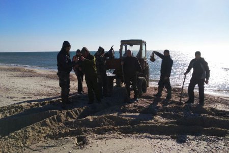  У берегов водоемов Одесской области прошел субботник 