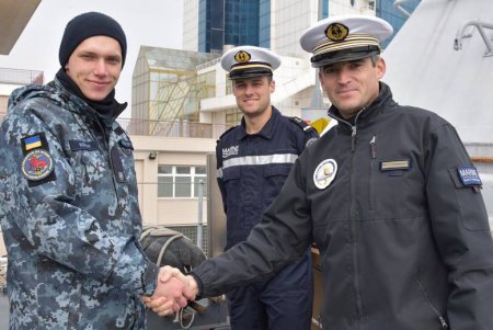 Одесские курсанты проходят стажировку на кораблях НАТО (фото) 