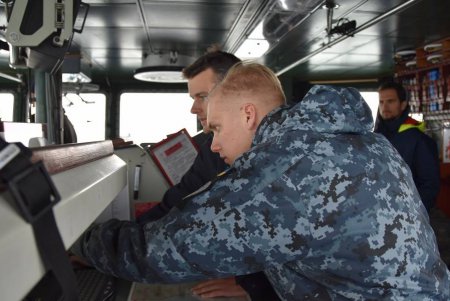 Одесские курсанты проходят стажировку на кораблях НАТО (фото) 