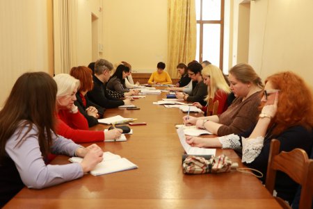 Одесситов учат противодействию буллингу и насилию в семье