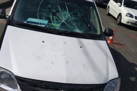 На площади Толбухина на пешеходном переходе сбили женщину