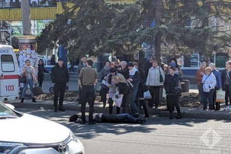 На площади Толбухина на пешеходном переходе сбили женщину
