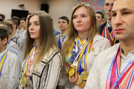 Геннадий Труханов и Виталий Кличко встретились с одесскими спортсменами (фоторепортаж)