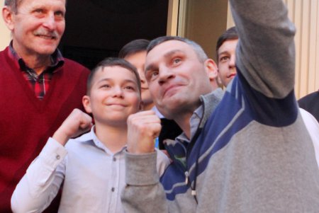Геннадий Труханов и Виталий Кличко встретились с одесскими спортсменами (фоторепортаж)
