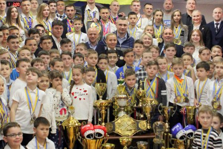 Геннадий Труханов и Виталий Кличко встретились с одесскими спортсменами (фоторепортаж)