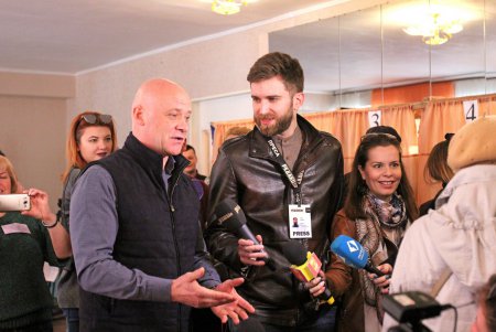 В Одессе стартовали выборы Президента Украины (фоторепортаж) В Одессе стартовали выборы Президента Украины (фоторепортаж)
