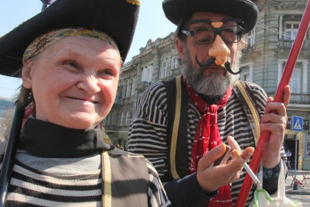 В Одессе состоялся главный парад Юморины (фоторепортаж)