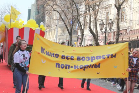 В Одессе состоялся главный парад Юморины (фоторепортаж)