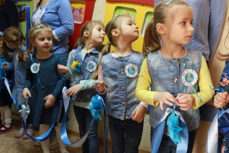 В Одессе напомнили об особенностях «детей за стеклом» (фото, видео)