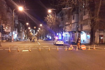 В районе площади 10 Апреля обновили дорожную разметку (фото)
