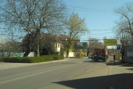 На Таирова приступили к текущему ремонту дорог (фото)
