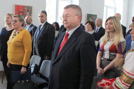 Открытие выставки творчества одесских художников «Весна, весна...!» (фоторепортаж)