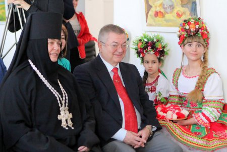 Открытие выставки творчества одесских художников «Весна, весна...!» (фоторепортаж)
