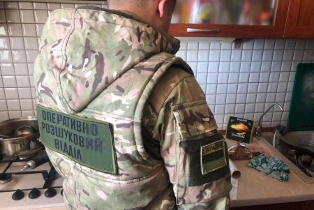 Задержана банда наркоторговцев, распространявшая метадон в Одесской области (фото, видео)