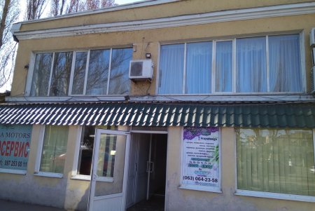 За неделю в Одессе демонтировали более сотни рекламных вывесок (фото)