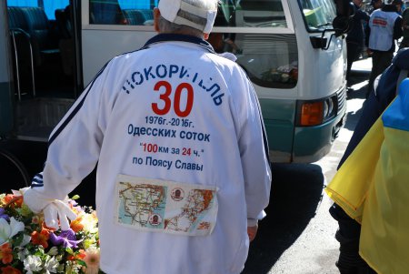 100 километров за 10 часов: в Одессе стартовала «Велосотка» (фоторепортаж)