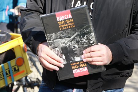 100 километров за 10 часов: в Одессе стартовала «Велосотка» (фоторепортаж)