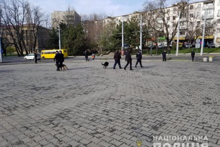 В Одессе полиция проверила все мемориалы и комплексы, где будут проходить праздничные  мероприятия (фото, видео)