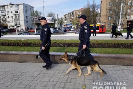 В Одессе полиция проверила все мемориалы и комплексы, где будут проходить праздничные  мероприятия (фото, видео)