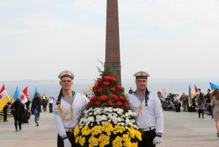 Одесса празднует 75 лет со дня освобождения от нацистских оккупантов (фоторепортаж)