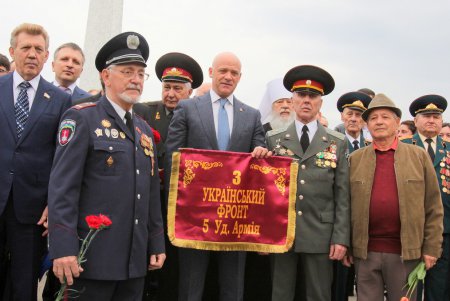 Одесса празднует 75 лет со дня освобождения от нацистских оккупантов (фоторепортаж)