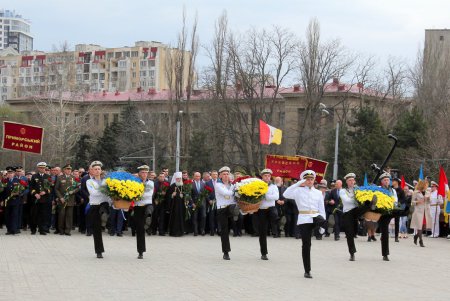 Одесса празднует 75 лет со дня освобождения от нацистских оккупантов (фоторепортаж)