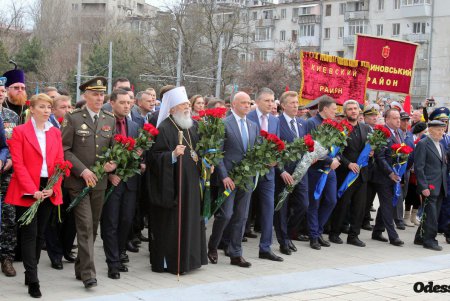 Одесситы отметили День освобождения родного города (фото)