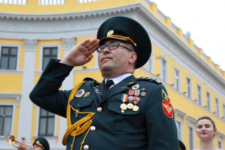 На площади у Дюка прошел концерт духовых оркестров (фото, видео)