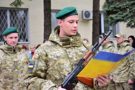 20 одесских пограничников приняли присягу на верность украинскому народу (фото) 