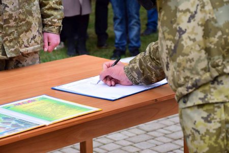20 одесских пограничников приняли присягу на верность украинскому народу (фото) 