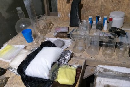 Жителя Подольска будут судить за производство и сбыт амфетамина (фото)