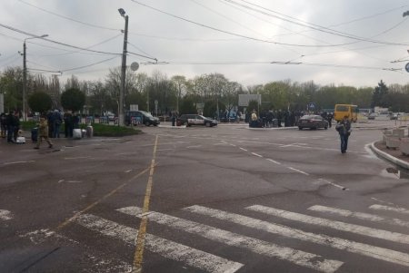В Одесском аэропорту ищут бомбу (обновлено)