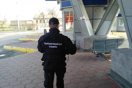 Полицейские проверяют информацию о взрывчатке в здании автовокзала Одессы (обновлено)