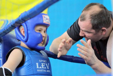 В Одессе проходит чемпионат Украины по таиландскому боксу среди взрослых, юношей и юниоров (фоторепортаж) 