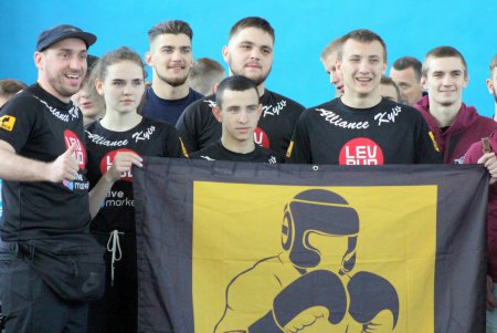 В Одессе проходит чемпионат Украины по таиландскому боксу среди взрослых, юношей и юниоров (фоторепортаж) 