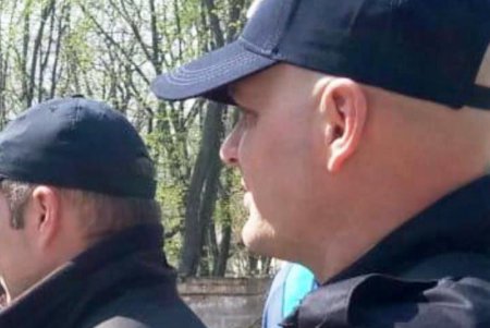 Полиция проверяет инцидент в Горсаду: нардепа Украины облили нечистотами