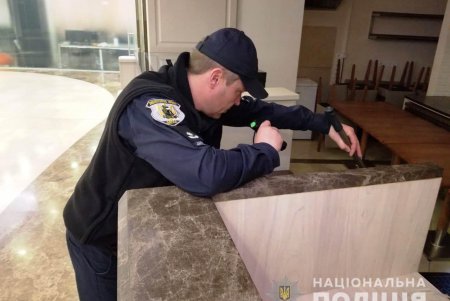 В двух одесских торговых центрах ищут взрывчатку (обновлено)