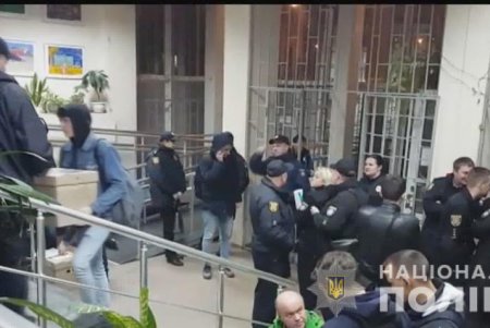 Второй тур выборов прошел в Одесской области гораздо спокойнее первого (фото, видео)